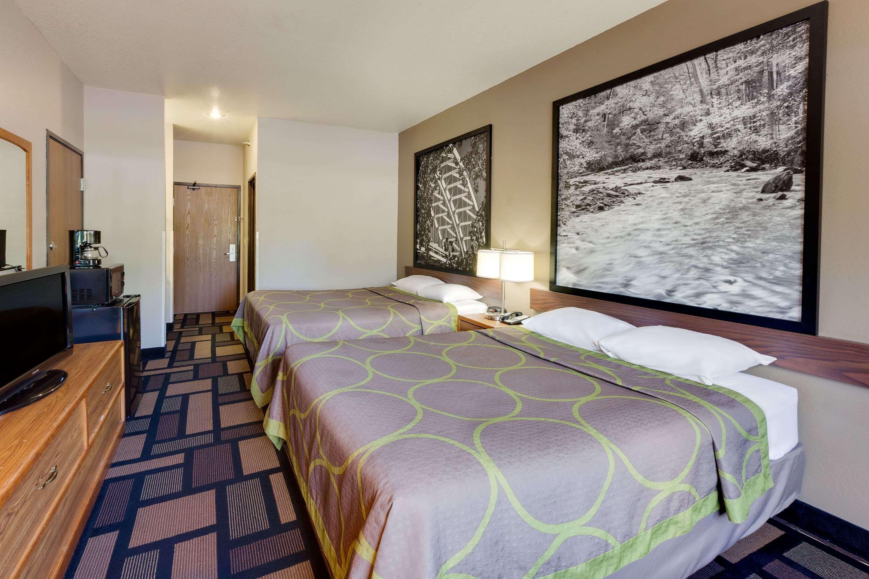 Super 8 By Wyndham Akron S/Green/Uniontown Oh Buitenkant foto